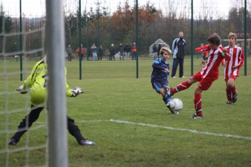 U12 behält weiße Weste