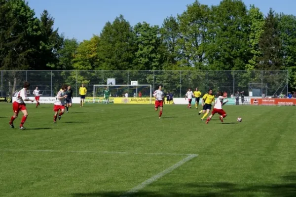 996080512 Spiel TSV Buchbach (Fotos Th.Neidek)