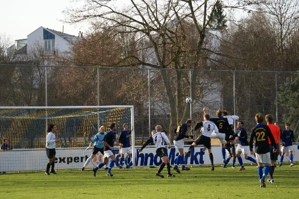 961091128 21. Spiel gg Burghausen(Fotos Th.Neidek)