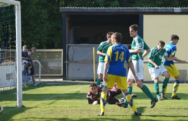 954110425 21.Sp. gg Gundelfingen(Fotos Th.Neidek)